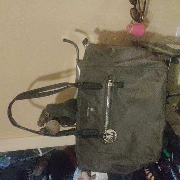 Purse - Picture 1 of 1